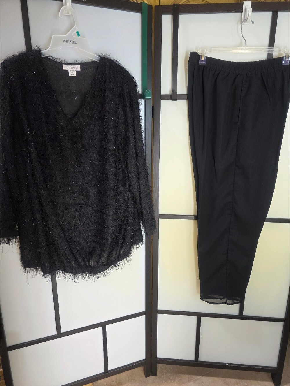 ELEGANT BLACK SHIMMERY 2 PIECE TOP & SLACKS SET SIZE